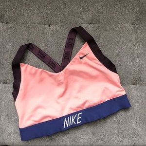 NIKE Woman’s Training Top